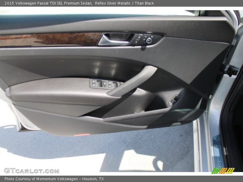 Reflex Silver Metallic / Titan Black 2015 Volkswagen Passat TDI SEL Premium Sedan