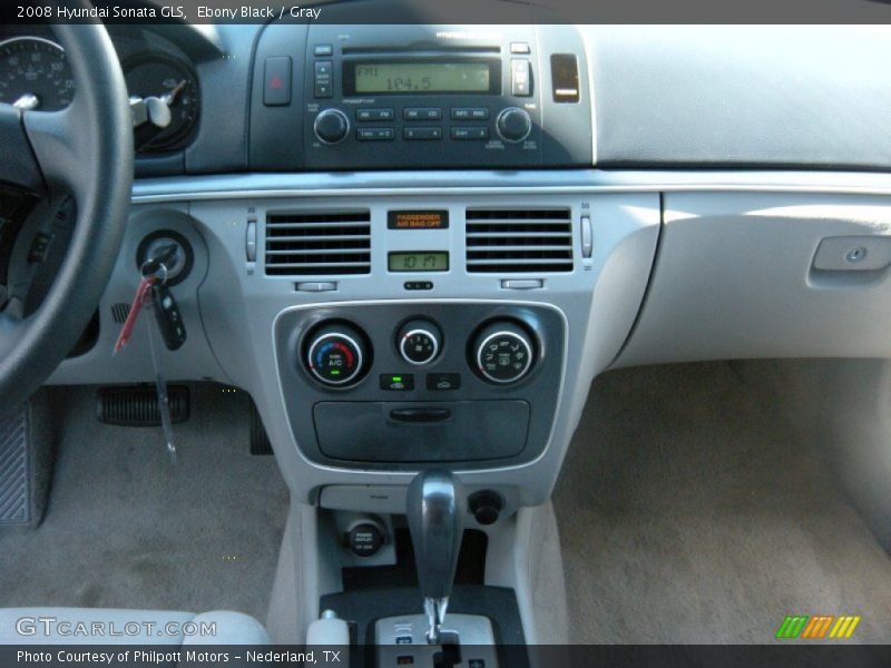 Ebony Black / Gray 2008 Hyundai Sonata GLS