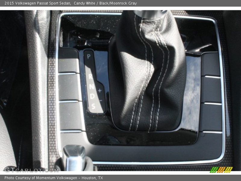 Candy White / Black/Moonrock Gray 2015 Volkswagen Passat Sport Sedan