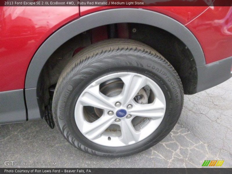 Ruby Red Metallic / Medium Light Stone 2013 Ford Escape SE 2.0L EcoBoost 4WD