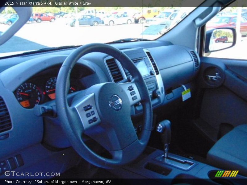 Glacier White / Gray 2015 Nissan Xterra S 4x4