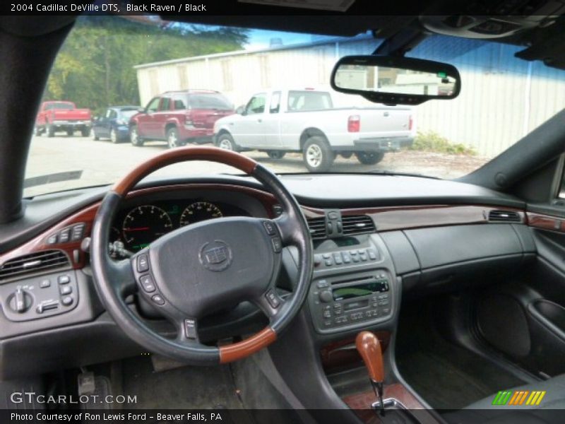 Black Raven / Black 2004 Cadillac DeVille DTS