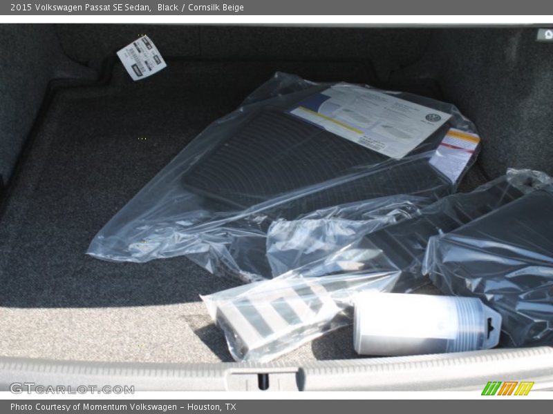 Black / Cornsilk Beige 2015 Volkswagen Passat SE Sedan