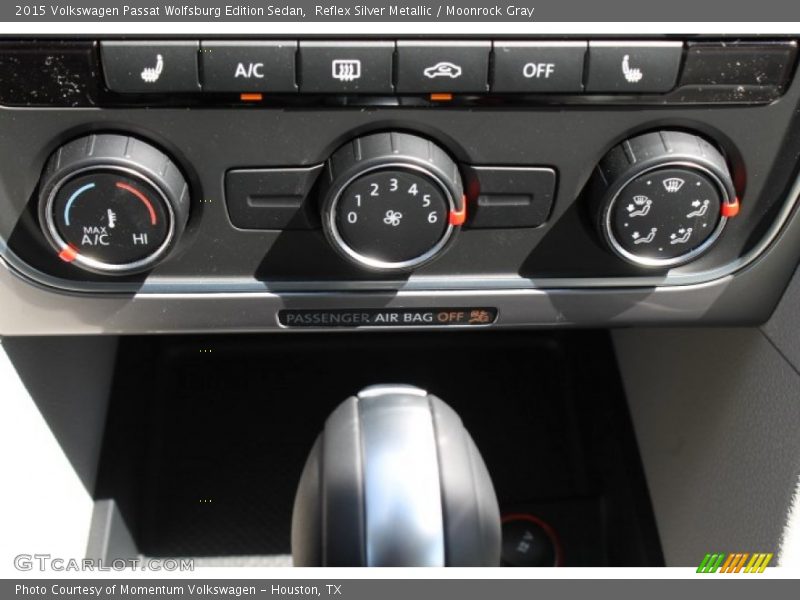 Controls of 2015 Passat Wolfsburg Edition Sedan