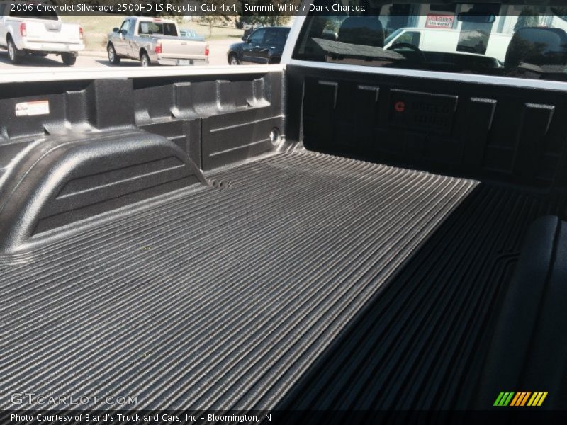 Summit White / Dark Charcoal 2006 Chevrolet Silverado 2500HD LS Regular Cab 4x4