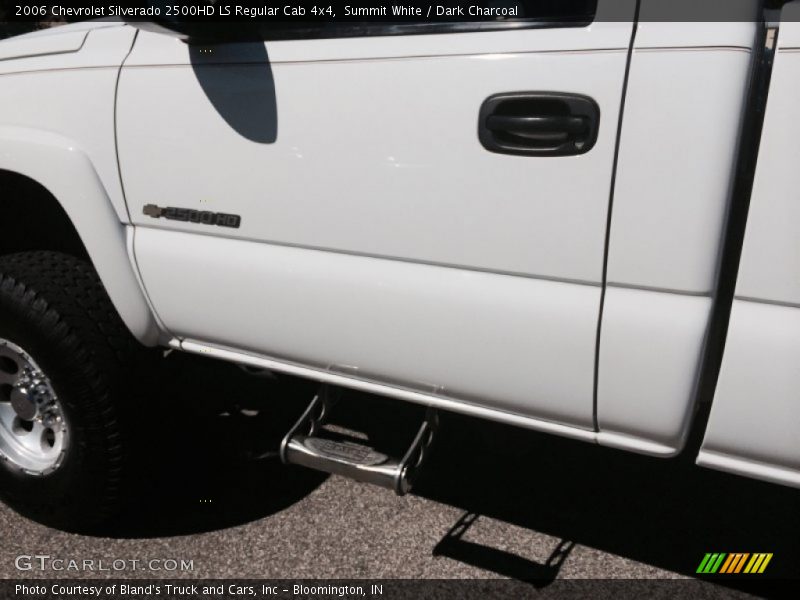 Summit White / Dark Charcoal 2006 Chevrolet Silverado 2500HD LS Regular Cab 4x4