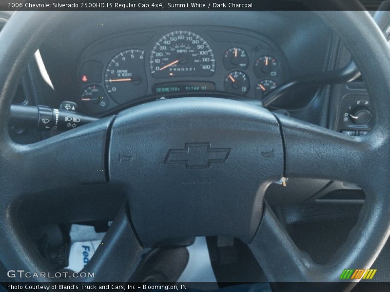 Summit White / Dark Charcoal 2006 Chevrolet Silverado 2500HD LS Regular Cab 4x4