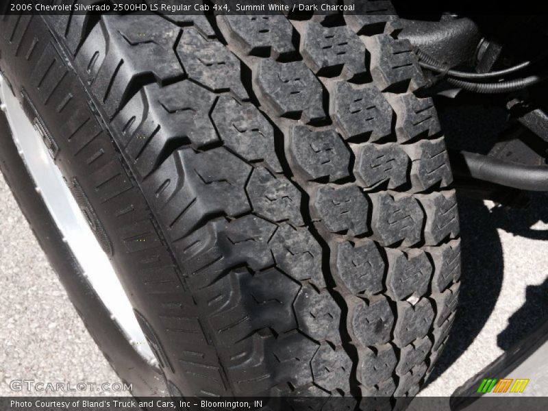 Summit White / Dark Charcoal 2006 Chevrolet Silverado 2500HD LS Regular Cab 4x4