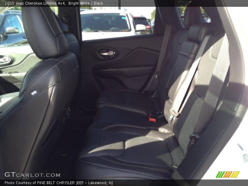Bright White / Black 2015 Jeep Cherokee Limited 4x4