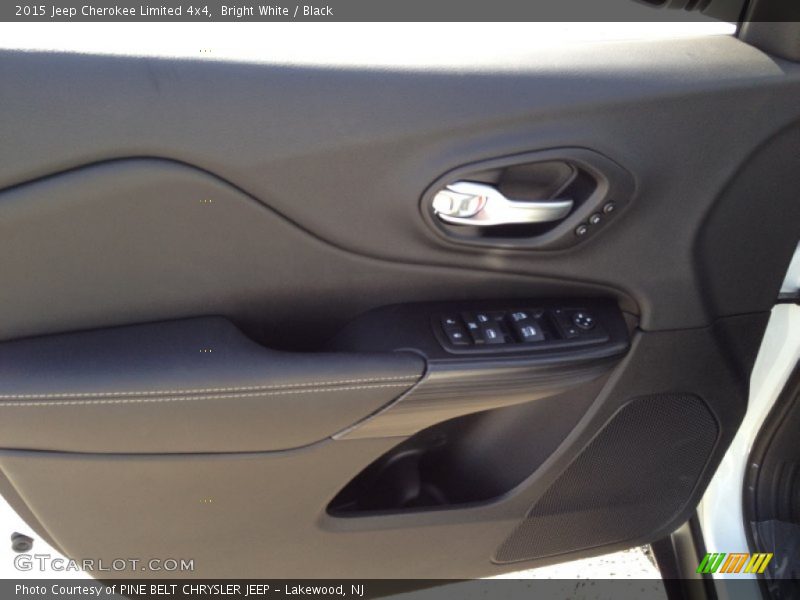 Bright White / Black 2015 Jeep Cherokee Limited 4x4