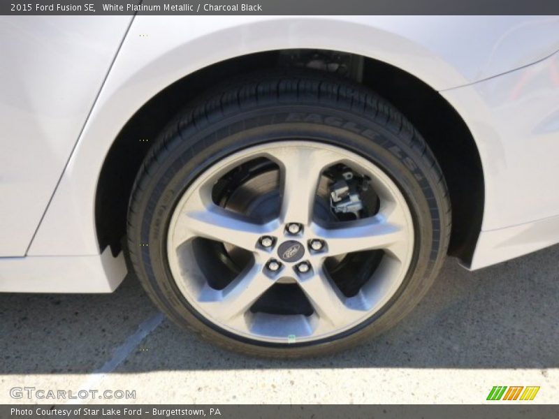 White Platinum Metallic / Charcoal Black 2015 Ford Fusion SE