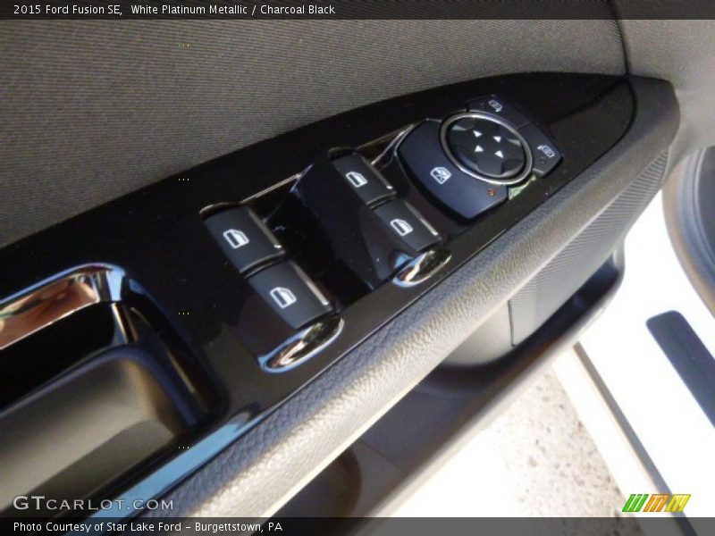 White Platinum Metallic / Charcoal Black 2015 Ford Fusion SE