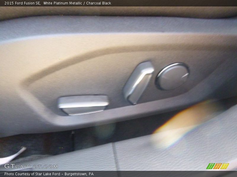 White Platinum Metallic / Charcoal Black 2015 Ford Fusion SE