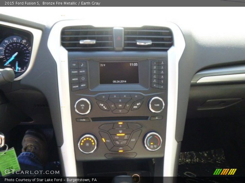 Bronze Fire Metallic / Earth Gray 2015 Ford Fusion S