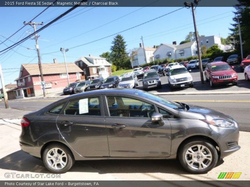 Magnetic Metallic / Charcoal Black 2015 Ford Fiesta SE Sedan