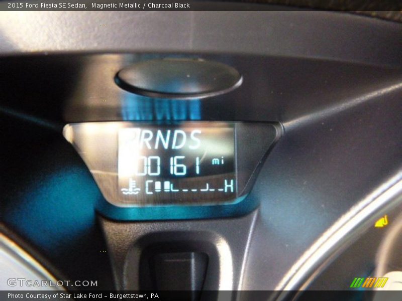 Magnetic Metallic / Charcoal Black 2015 Ford Fiesta SE Sedan