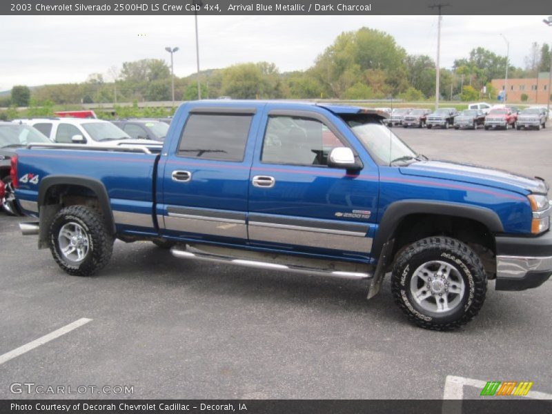 Front 3/4 View of 2003 Silverado 2500HD LS Crew Cab 4x4