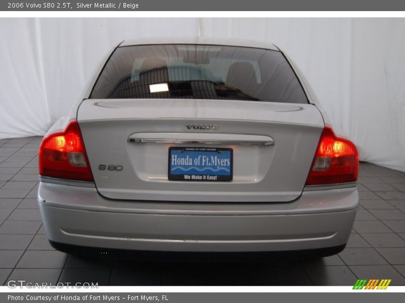 Silver Metallic / Beige 2006 Volvo S80 2.5T