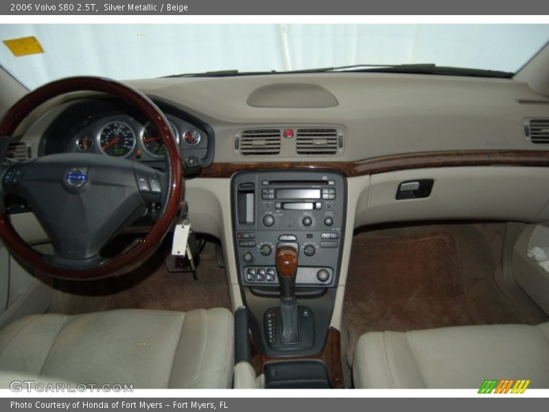 Silver Metallic / Beige 2006 Volvo S80 2.5T