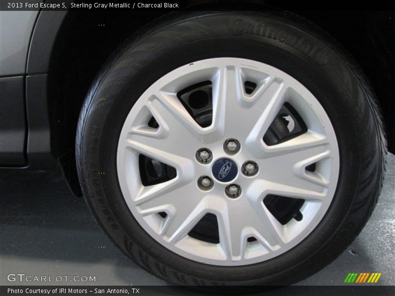 Sterling Gray Metallic / Charcoal Black 2013 Ford Escape S