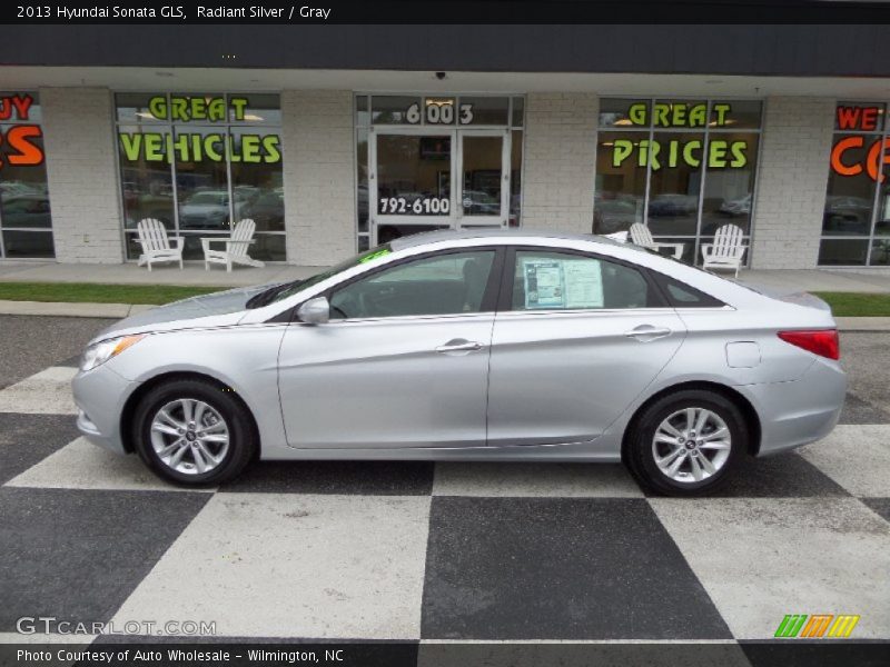 Radiant Silver / Gray 2013 Hyundai Sonata GLS