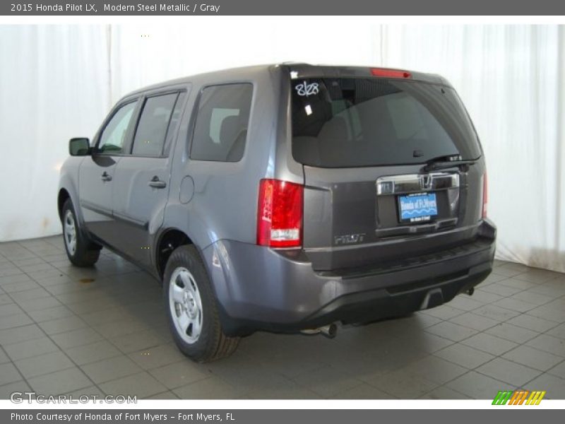 Modern Steel Metallic / Gray 2015 Honda Pilot LX