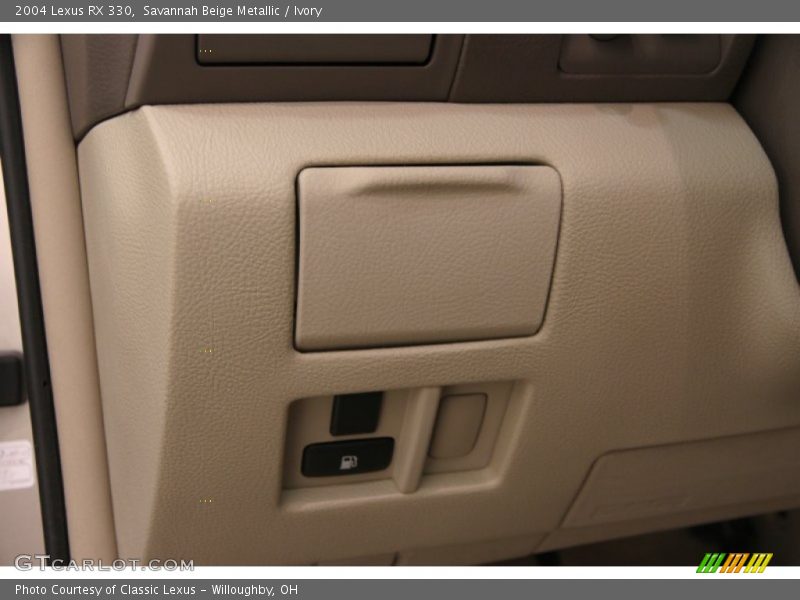 Savannah Beige Metallic / Ivory 2004 Lexus RX 330