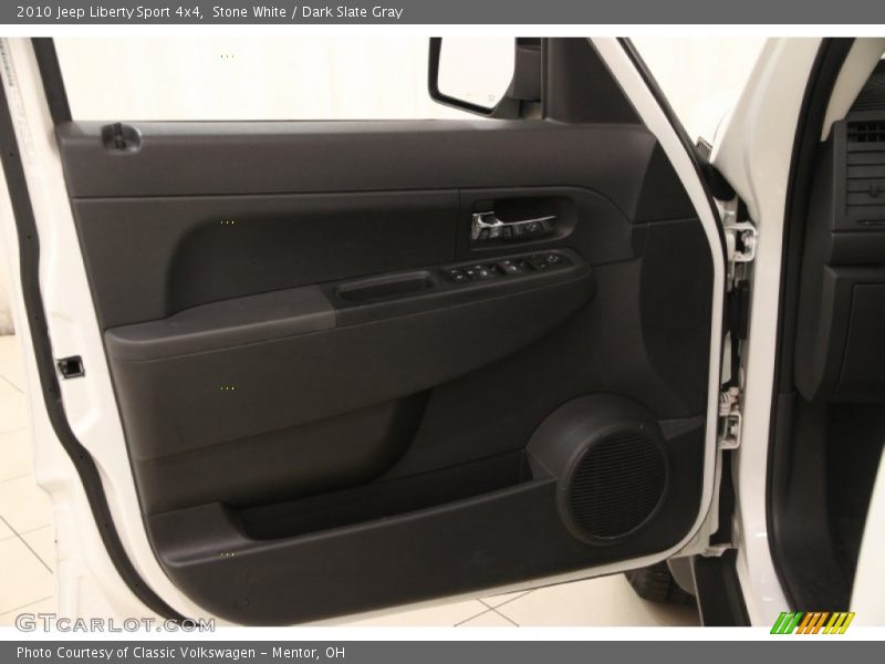 Stone White / Dark Slate Gray 2010 Jeep Liberty Sport 4x4