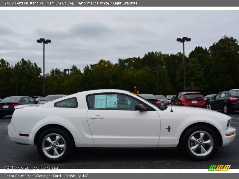 Performance White / Light Graphite 2007 Ford Mustang V6 Premium Coupe