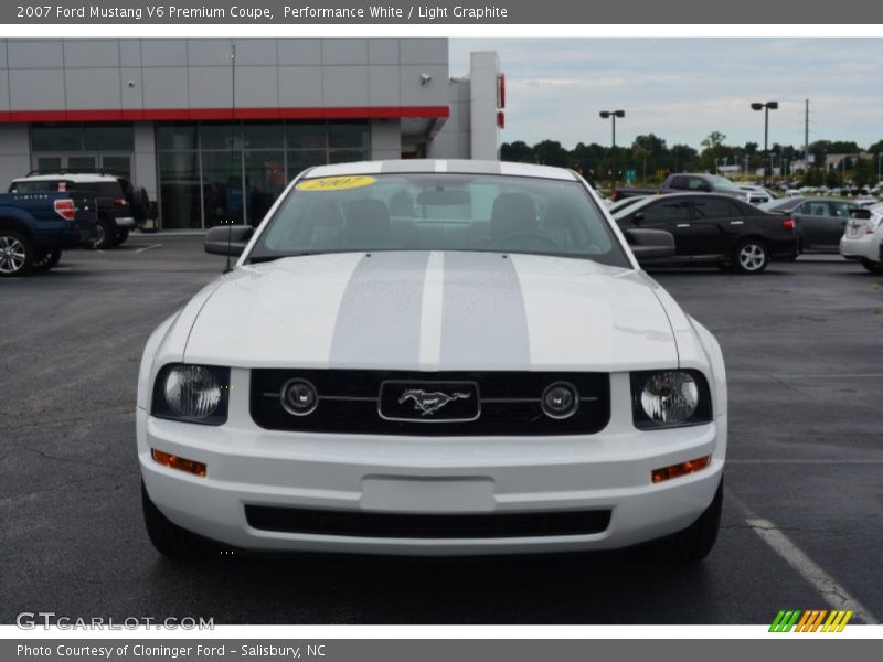 Performance White / Light Graphite 2007 Ford Mustang V6 Premium Coupe