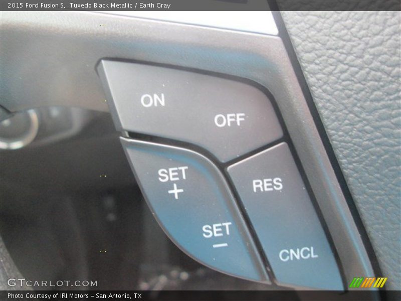 Tuxedo Black Metallic / Earth Gray 2015 Ford Fusion S