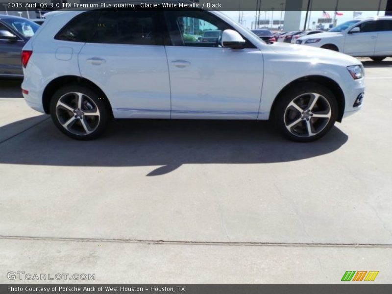 Glacier White Metallic / Black 2015 Audi Q5 3.0 TDI Premium Plus quattro