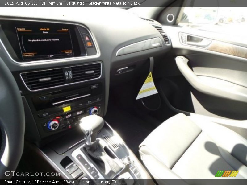 Glacier White Metallic / Black 2015 Audi Q5 3.0 TDI Premium Plus quattro