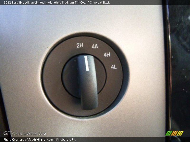 White Platinum Tri-Coat / Charcoal Black 2012 Ford Expedition Limited 4x4