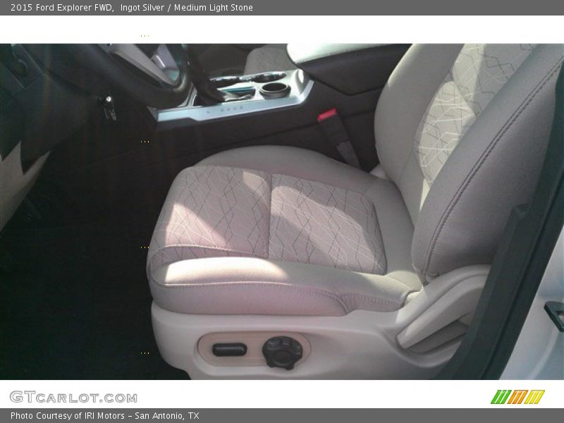 Ingot Silver / Medium Light Stone 2015 Ford Explorer FWD