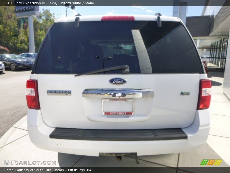 Oxford White / Stone 2010 Ford Expedition XLT 4x4