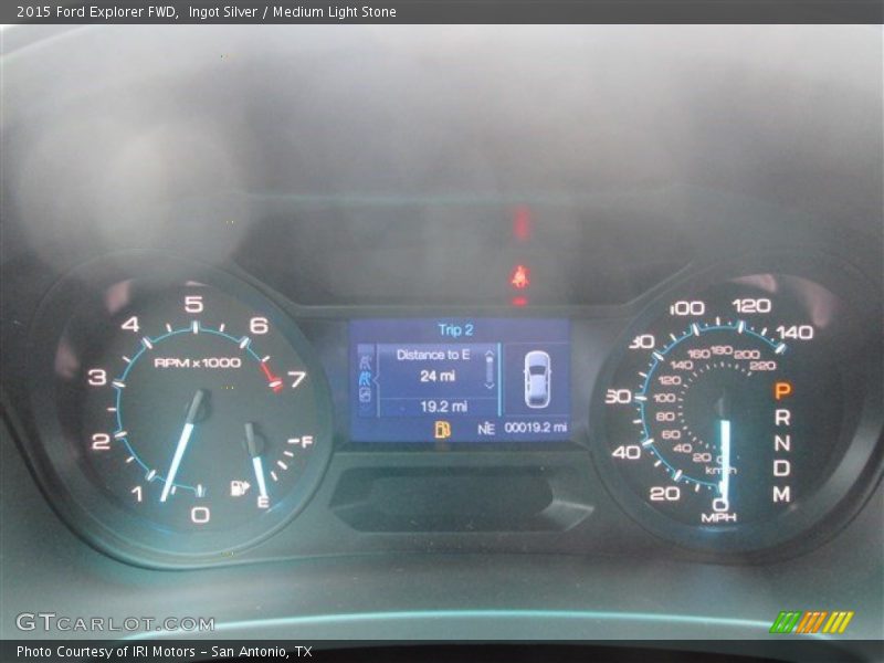 Ingot Silver / Medium Light Stone 2015 Ford Explorer FWD