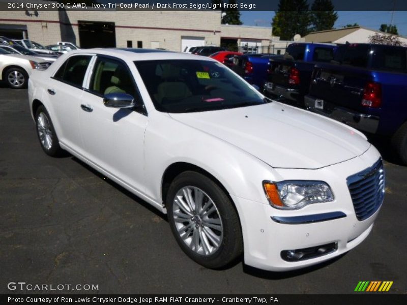 Front 3/4 View of 2014 300 C AWD