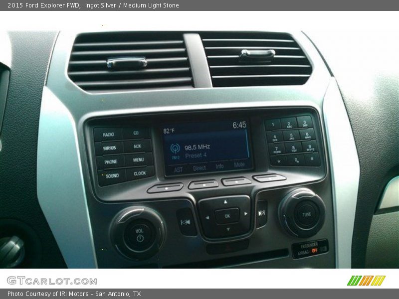 Ingot Silver / Medium Light Stone 2015 Ford Explorer FWD