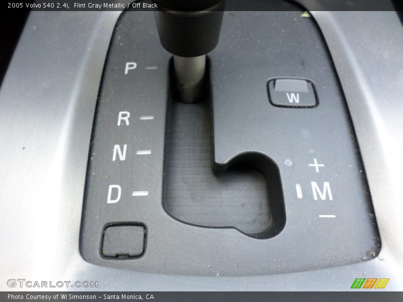 Flint Gray Metallic / Off Black 2005 Volvo S40 2.4i