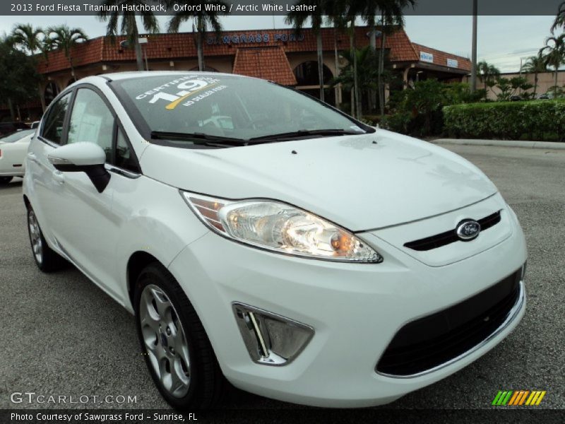 Oxford White / Arctic White Leather 2013 Ford Fiesta Titanium Hatchback