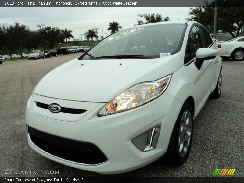Front 3/4 View of 2013 Fiesta Titanium Hatchback