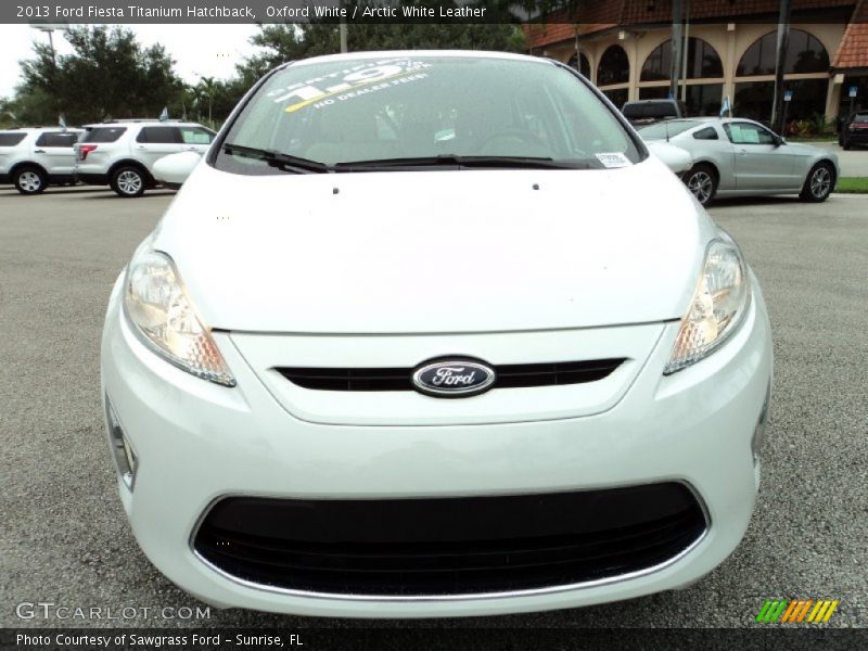 Oxford White / Arctic White Leather 2013 Ford Fiesta Titanium Hatchback