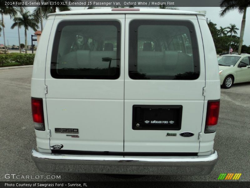 Oxford White / Medium Flint 2014 Ford E-Series Van E350 XLT Extended 15 Passenger Van