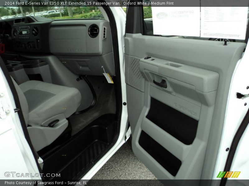 Oxford White / Medium Flint 2014 Ford E-Series Van E350 XLT Extended 15 Passenger Van