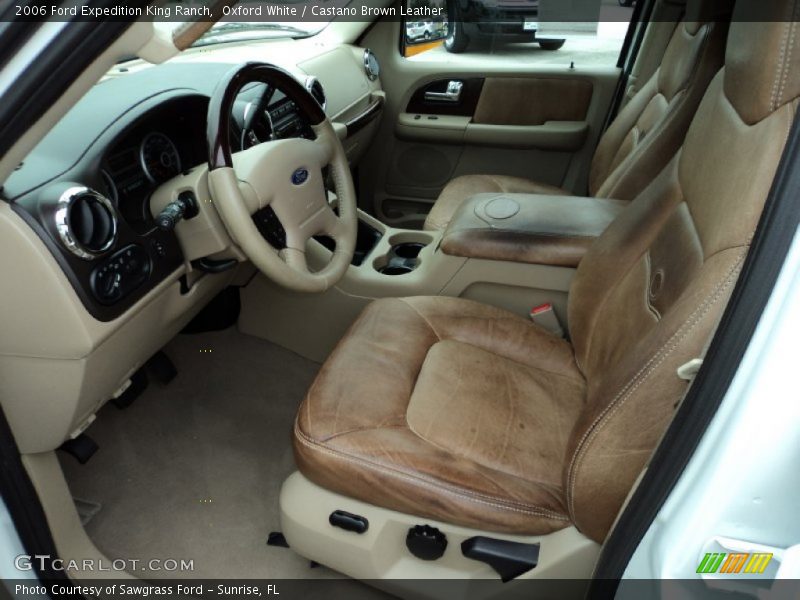 Front Seat of 2006 Expedition King Ranch