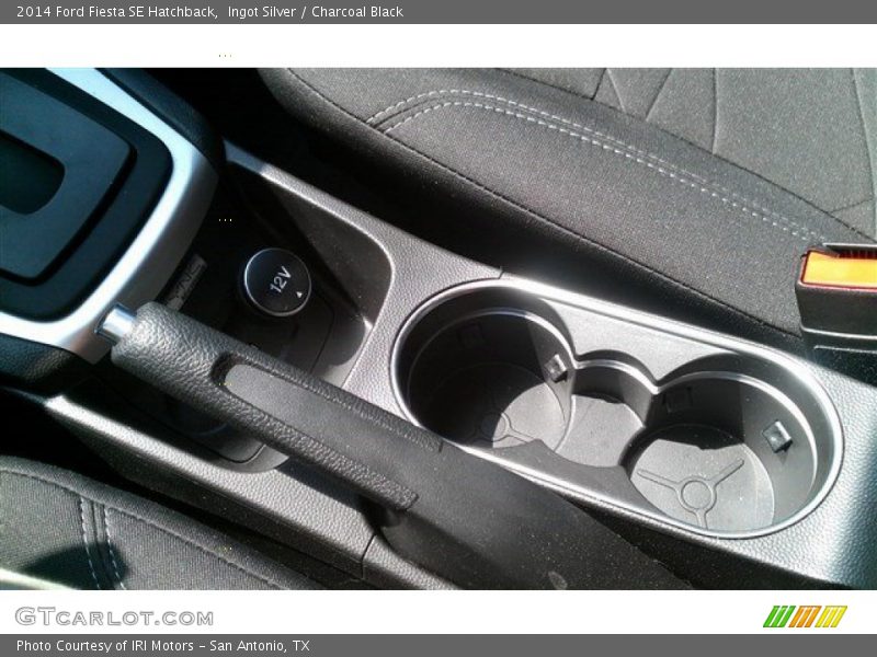 Ingot Silver / Charcoal Black 2014 Ford Fiesta SE Hatchback