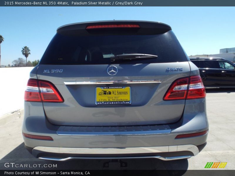 Paladium Silver Metallic / Grey/Dark Grey 2015 Mercedes-Benz ML 350 4Matic