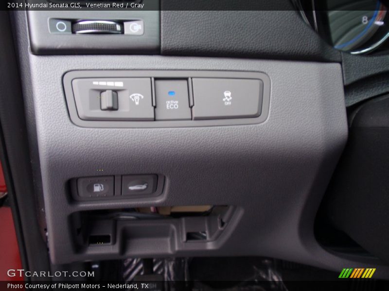 Venetian Red / Gray 2014 Hyundai Sonata GLS