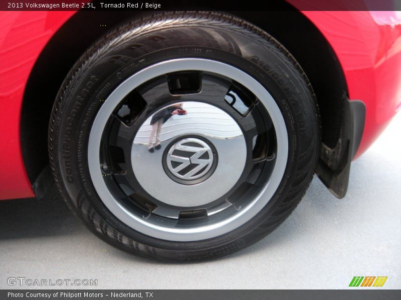 Tornado Red / Beige 2013 Volkswagen Beetle 2.5L
